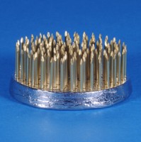 9004 Round Pinholder, 2.25" (57 mm) diameter