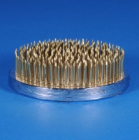 9067 Round Pinholder, 3.25" (82 mm) diameter