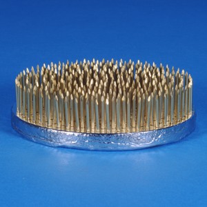 9007 Round Pinholder, 3.5" (89 mm) diameter