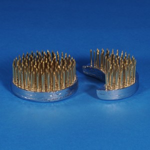 9004/9012 Sun & Moon Pinholder Set 9004/9012 Sun & Moon Pinholder Set