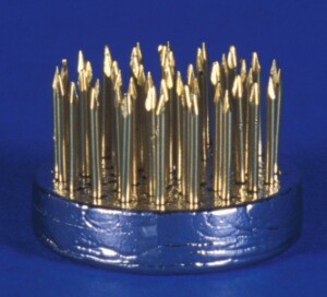 9001 Round Pinholder, 1.5" (38 mm) diameter